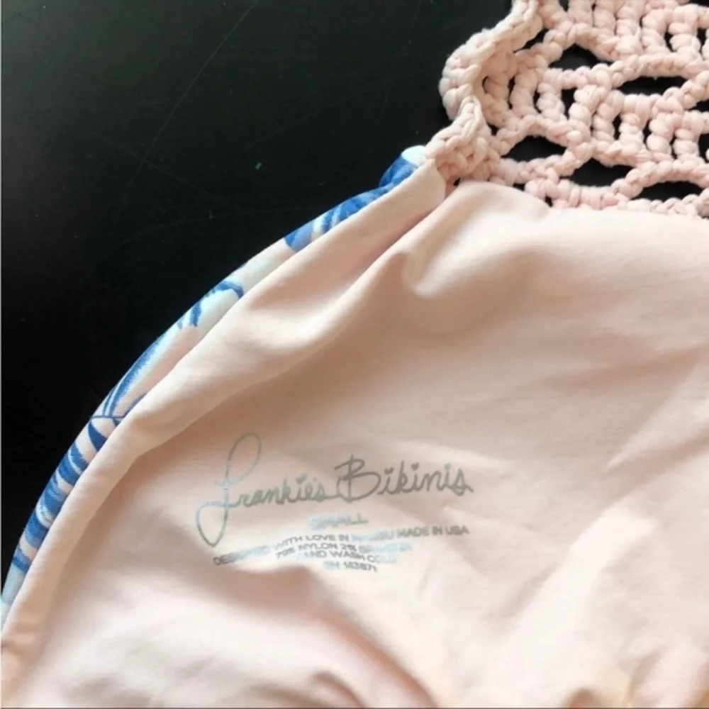FRANKIES BIKINIS CROCHET MIMI HAWAIIAN BLUSH TROPICAL PINK BLUE FLORAL TOP S